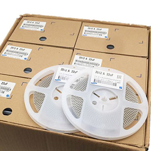 三星貼片電容材料特性和普通電容有啥區(qū)別？